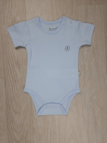 Blauer Bio-Body mit kurzen Ärmeln